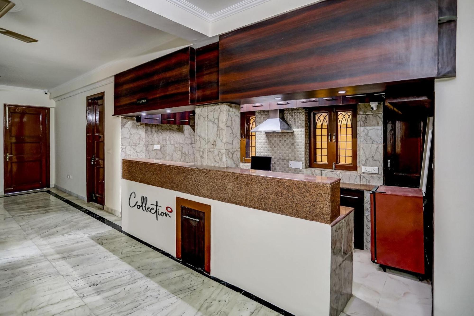 Capital O Uk House Residency Hotel Gurgaon Exterior foto